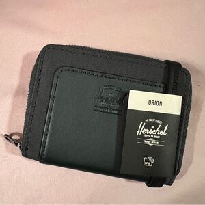 NWT Herschel Orion Zip Wallet
